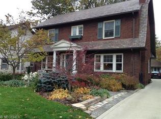 2905 Huntington Rd, Shaker Heights, OH 44120