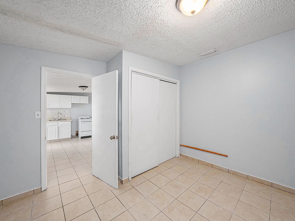 C Bedroom_07312025