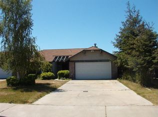 1030 River Rd, Modesto, CA 95351