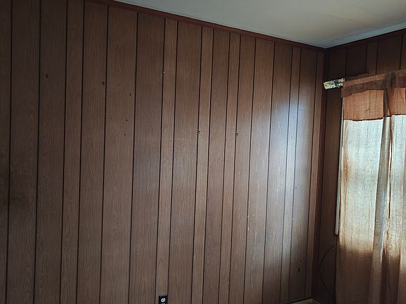 5th image of 3446 Tamplin Ter