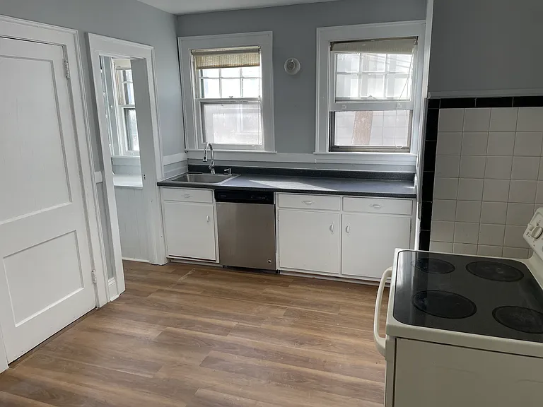 14 Rodney St #16 — Photo 7