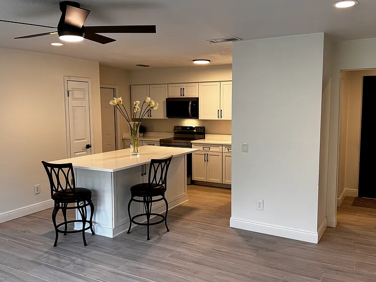 7450 Wayland Blvd — Photo 2