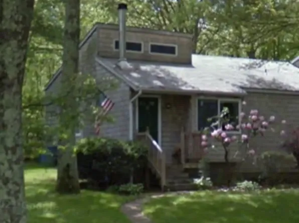 5 Schilke Dr #A, Westerly, RI 02891