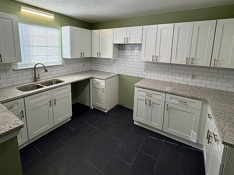 2505 Hawksbury Ln #2505 — Photo 6