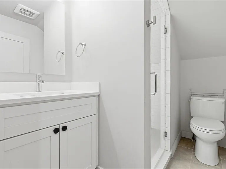 32 Allandale St #2 — Photo 8