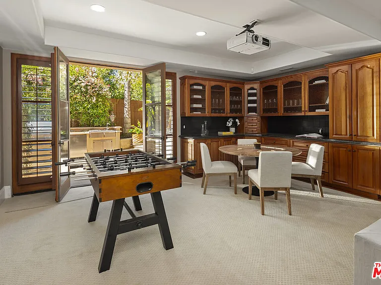 587 Entrada Dr — Photo 26