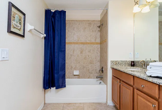 Bathroom 1: Master bath upstairs