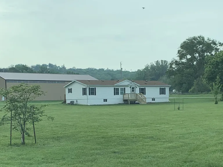 22019 Old Lincoln Hwy — Photo 1