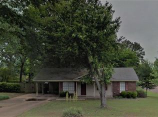 1635 Mount Pleasant Rd, Hernando, MS 38632