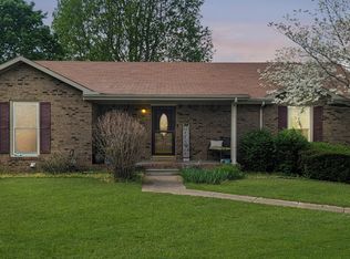 1971 Stepford Dr, Clarksville, TN 37043