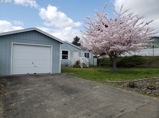 250 Dark Horse St, Roseburg, OR 97471