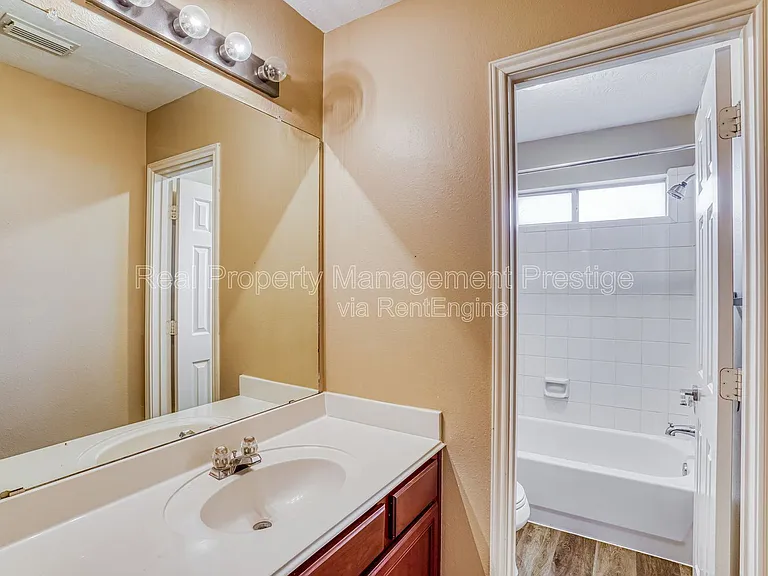 1122 Chase Park Dr — Photo 15