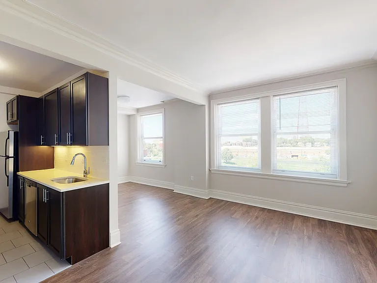 Dining/Living room