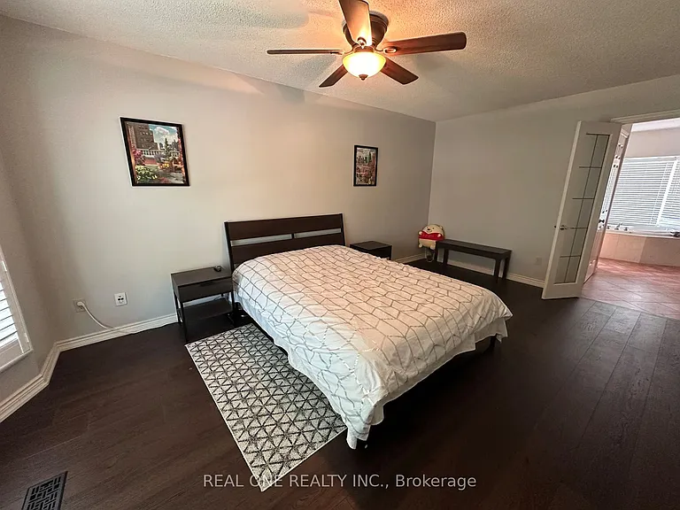 3944 Glamis Ct — Photo 14