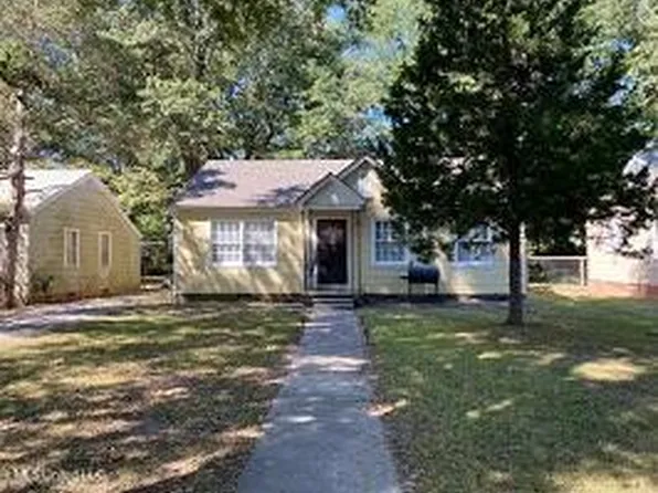 1519 Linden Pl, Clarksdale, MS 38614