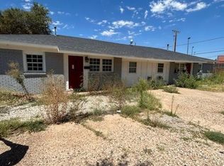 2709 E 2nd St, Lubbock, TX 79403