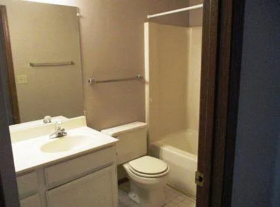 1802 Rainbow Ave — Photo 5