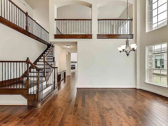 3rd image of 5008 Albatross Dr
