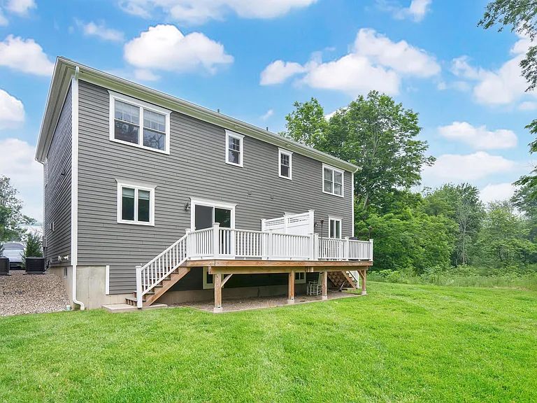204 Mountain Rd #F — Photo 24