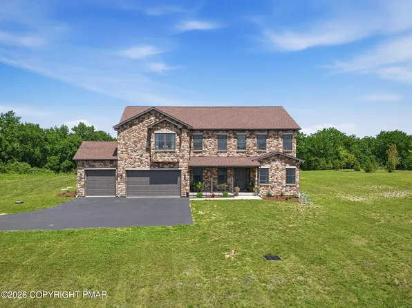 130 Longenbach Ave, Nazareth, PA 18064