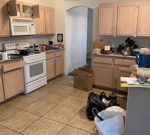 2nd image of 3667 Penedos Dr