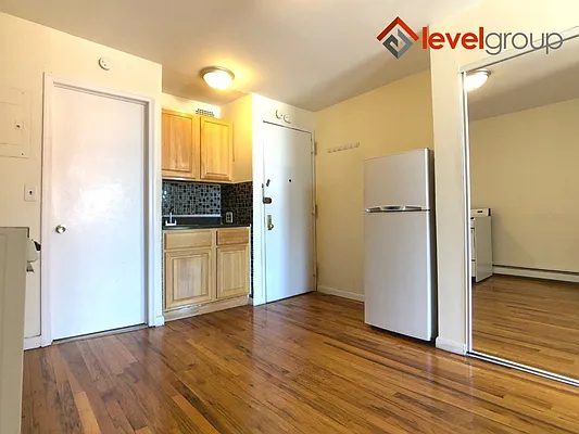Rented by Level Group | media 30