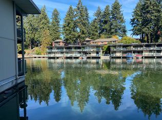 668 McVey Ave #44, Lake Oswego, OR 97035