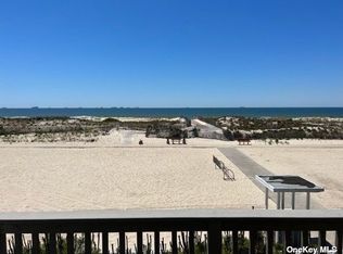 3 Oswego Ave, East Atlantic Beach, NY 11561
