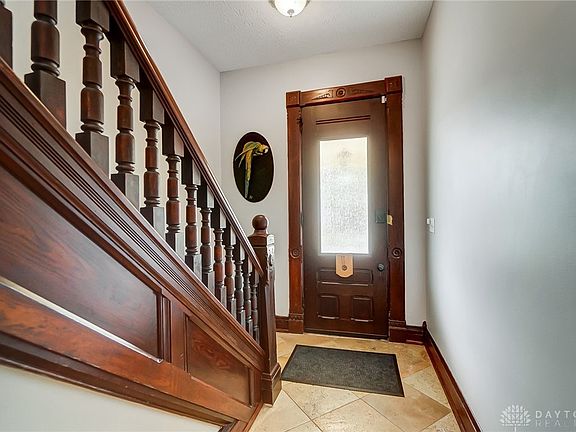 4th image of 313 Johnson St
