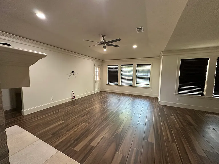 9834 Windemere Ct — Photo 7