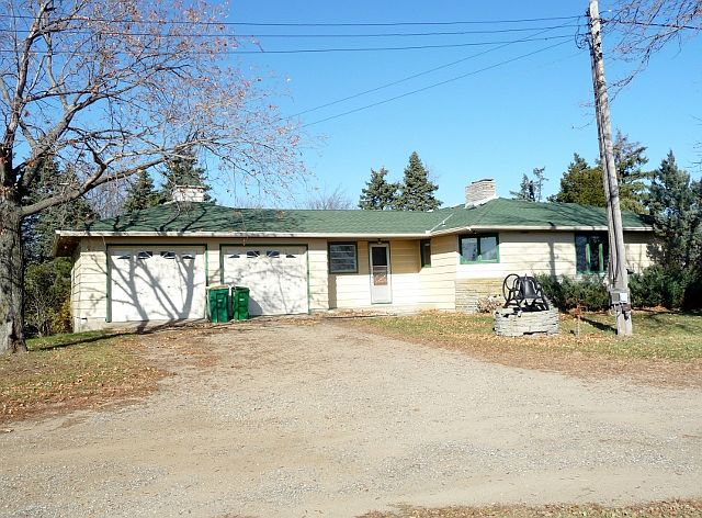 1st image of 14727 Clayton Ave
