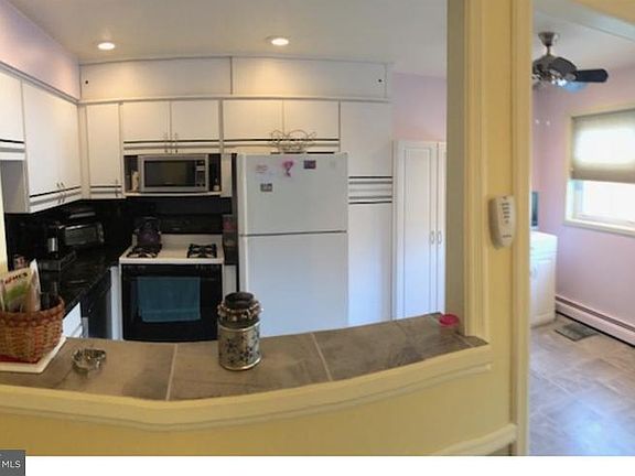 5th image of 3411 Chalfont Dr