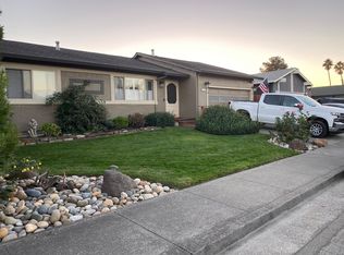 1048 Daniel Dr, Petaluma, CA