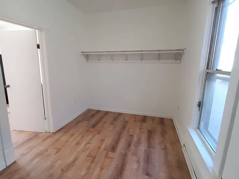1568 W Windlake Ave. - 4 Unit — Photo 13