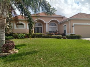 13334 Thoroughbred Dr, Dade City, FL 33525