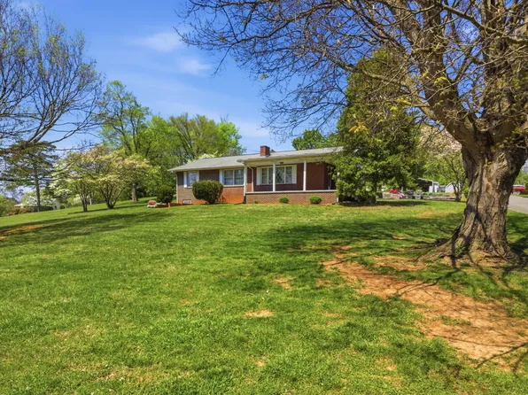 1605 College St, White Pine, TN 37890