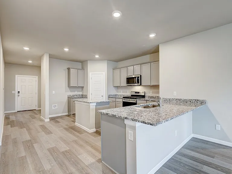 10508 SW 41st Pl — Photo 6