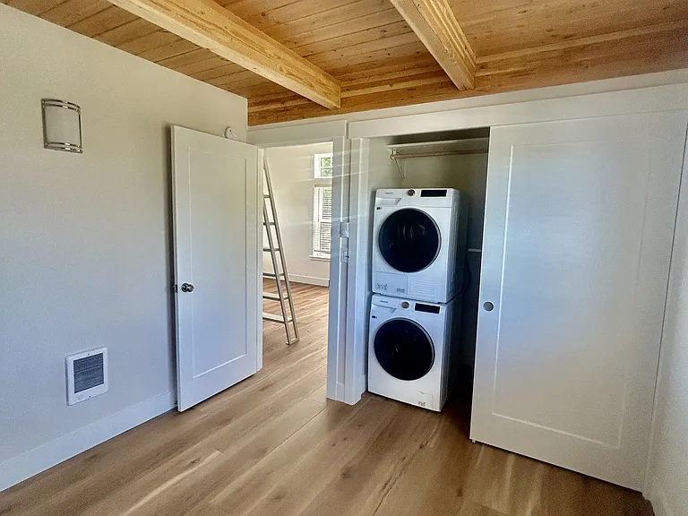 326 Boblett St — Photo 15