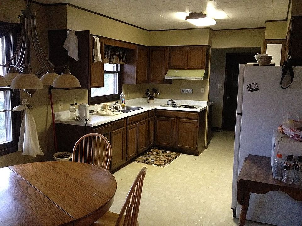 Upstairs kitchen/dining room