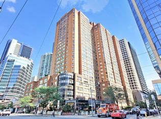 633 Bay St #411, Toronto, ON M5G 2G4