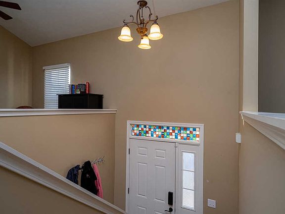 5th image of 2429 River Oaks Ln Unit 5