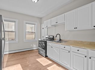 165 Knight St #2F, Providence, RI 02909