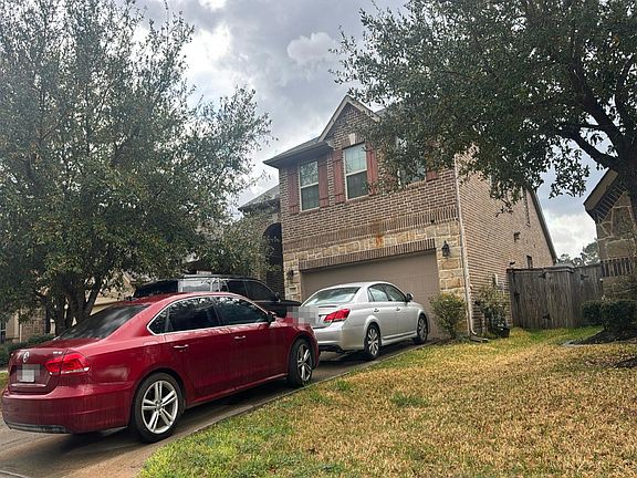 2nd image of 235 Soaring Pines Pl