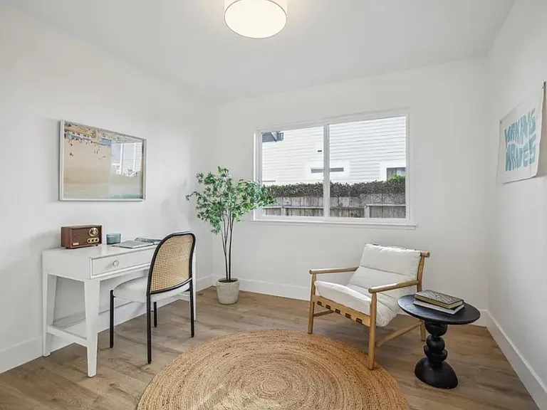 411 Beach Ave — Photo 20