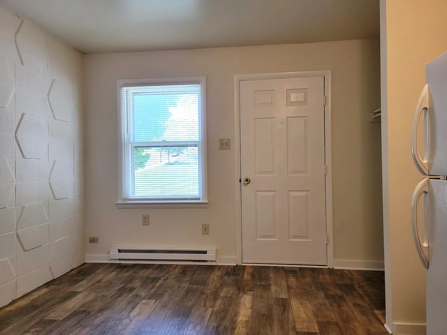 1 bed, $950 — Photo 3