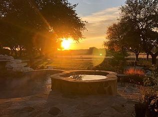 30817 Man O War Dr, Fair Oaks Ranch, TX 78015