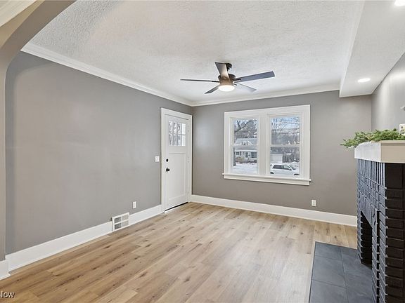 2nd image of 23112 Virginia Ave