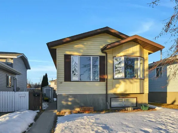 52 S Roland St, Red Deer, AB T4P 3K9