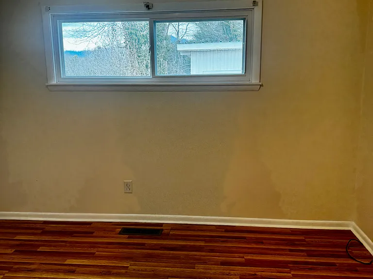 30 Reed Rd — Photo 17