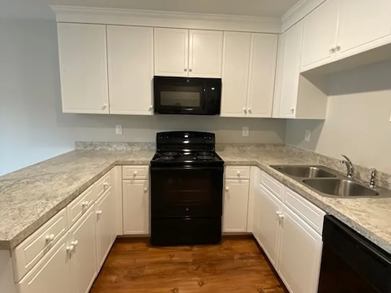 2100 Sapphire Rd — Photo 19